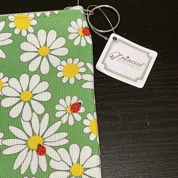 CUTTIEE Elegant Silver Fashion Jewelry Elastics Makeup Pouch Bundle - Picture 10 of 12